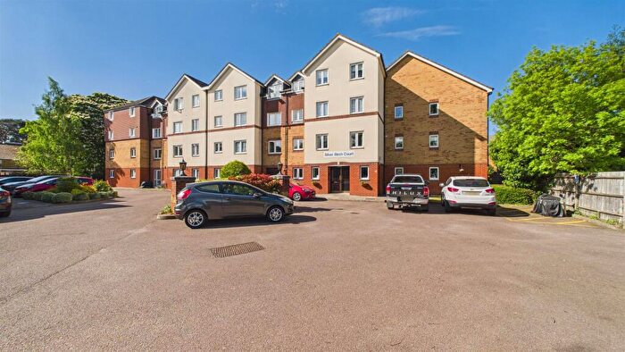 1 Bedroom Flat To Rent In Friends Avenue, Cheshunt, EN8