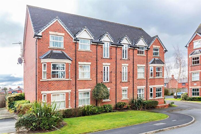 2 Bedroom Apartment For Sale In Heys Hunt Avenue, Leyland, PR25