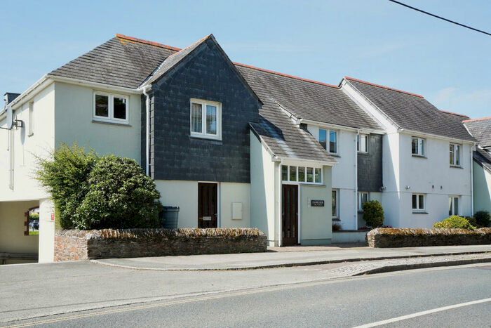 2 Bedroom Apartment To Rent In Wadebridge, PL27