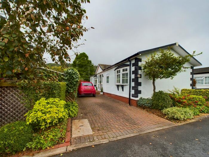 3 Bedroom Park Home For Sale In Severn Bank Park, Stourport On Severn, DY13