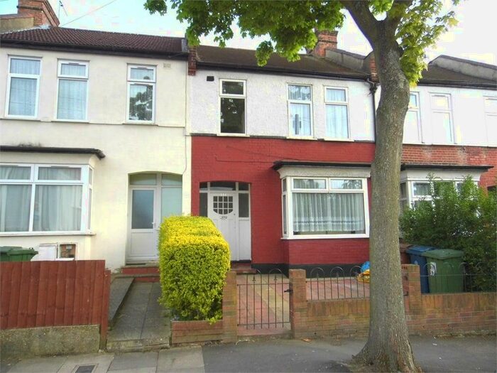 3 Bedroom Terraced House To Rent In Kingsley Road, Harrow, HA2