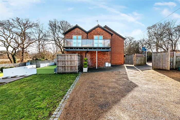 3 Bedroom Semi-Detached House For Sale In Lyne Lane, Chertsey, Surrey, KT16