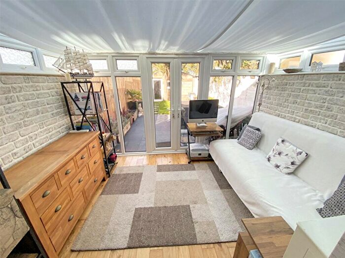 3 Bedroom Terraced House For Sale In Rowley Avenue, Sidcup, DA15