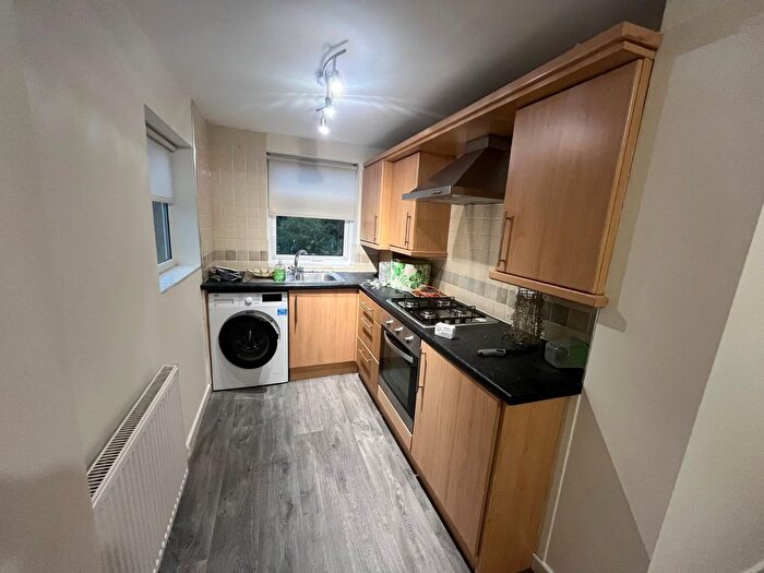 2 Bedroom Detached House To Rent In Fulwood Road, Sheffield, South Yorkshire, Uk, S10