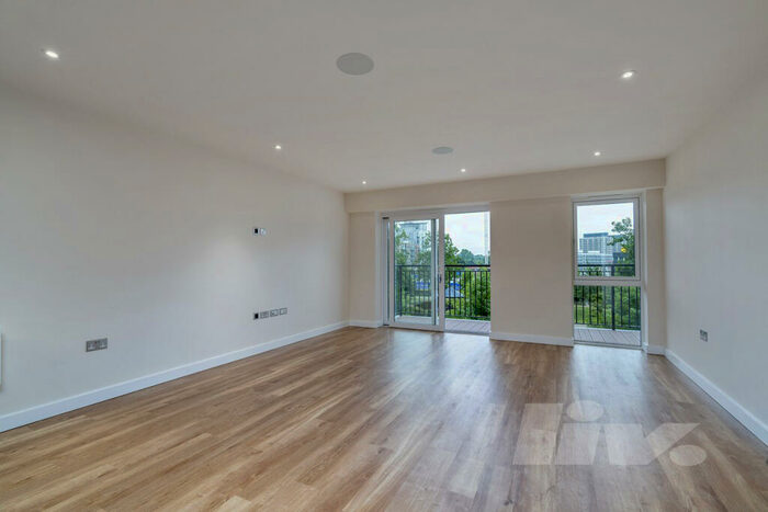 2 Bedroom Flat To Rent In Goldhawk House, Beaufort Square, Colindale, NW9