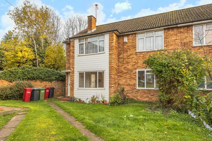 2 Bedroom Terraced House To Rent In Hermitage Close, Langley, SL3