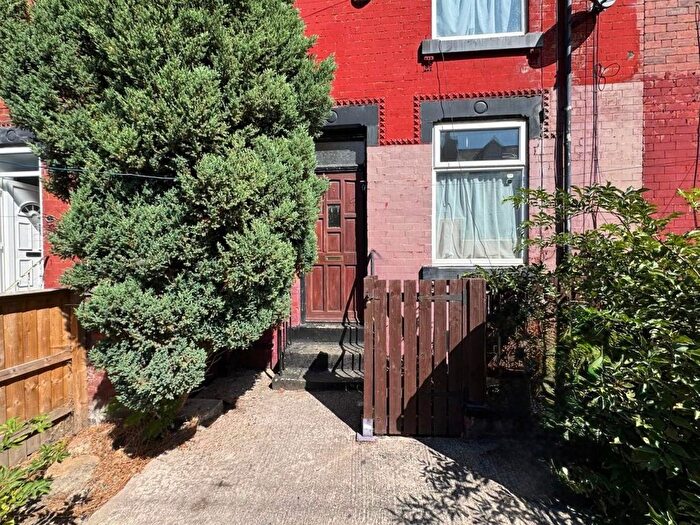2 Bedroom Terraced House To Rent In Ashton Avenue, Harehills, Leeds, West Yorkshire, LS8