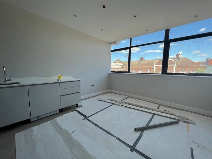 1 Bedroom Flat To Rent In College Road, Harrow, Greater London, HA1