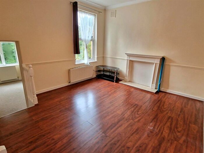 2 Bedroom Flat To Rent In Rotton Park Road, Edgbaston, Birmingham, B16