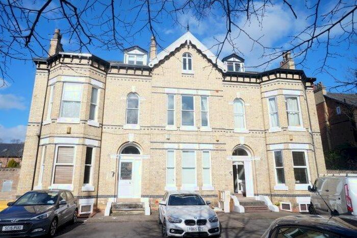 2 Bedroom Flat To Rent In Palatine Mansions, Manchester, M20