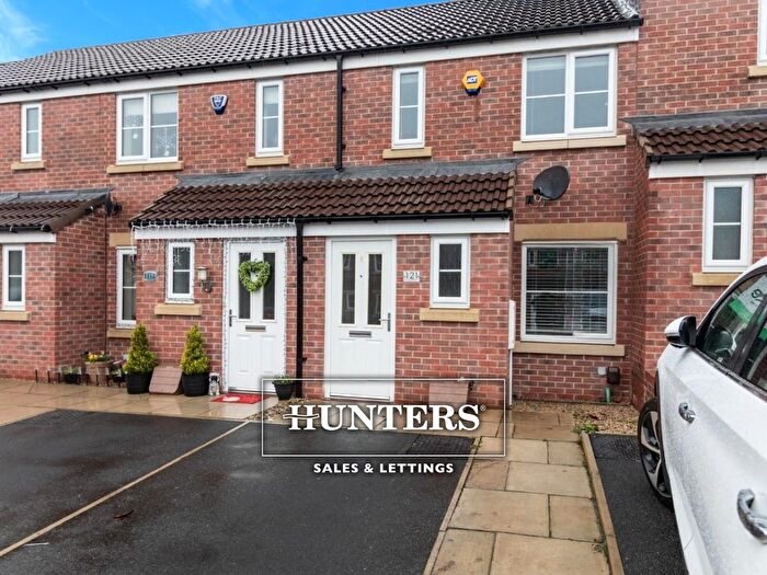 2 Bedroom Property To Rent In Sycamore Drive, Castleford, WF10