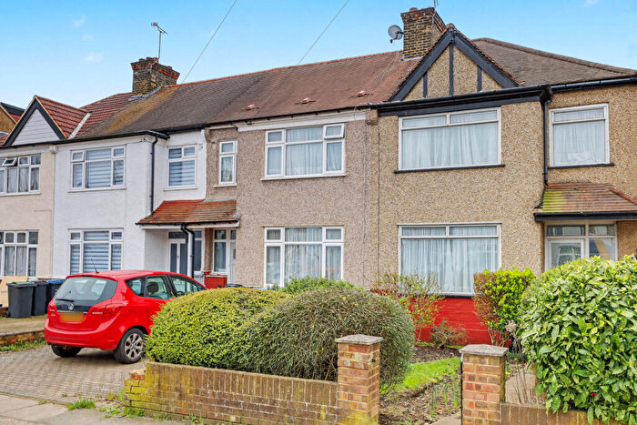 3 Bedroom House For Sale In Hazelwood Road, Enfield, EN1