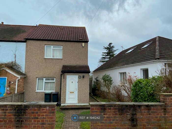 2 Bedroom Terraced House To Rent In Bridge Hill, Epping, CM16