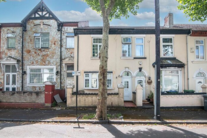 3 Bedroom Terraced House For Sale In Herbert Street, West Bromwich, B70
