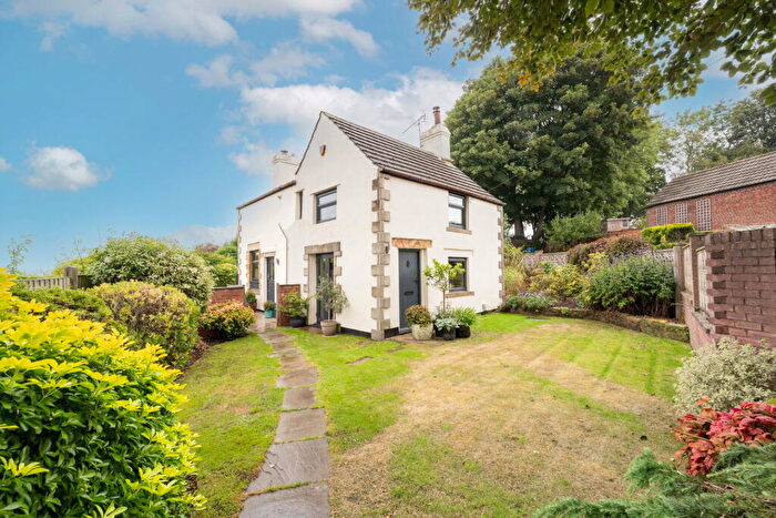 3 Bedroom Detached House For Sale In Hawshaw Lane, Hoyland, Barnsley, S74