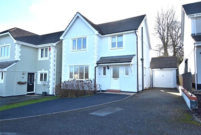 3 Bedroom Detached House For Sale In Hill Hay Close, Fowey, Cornwall, PL23