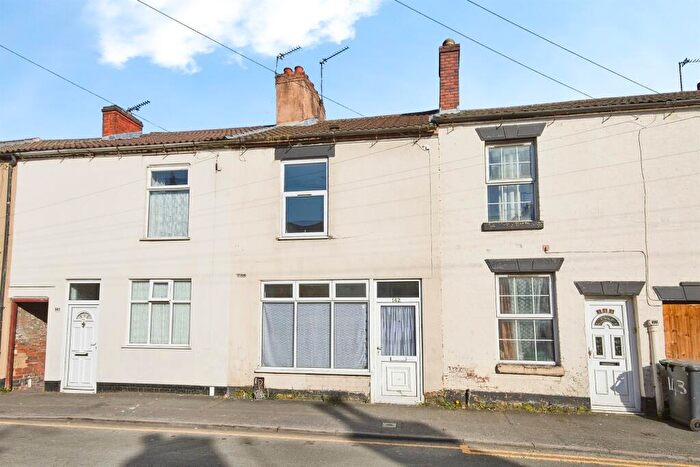 3 Bedroom Terraced House For Sale In Victoria Crescent, Burton-On-Trent, DE14