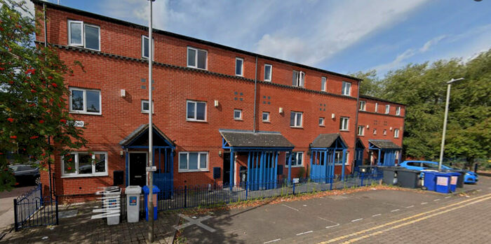 6 Bedroom Terraced House To Rent In Mint Road, Bede Island, Leicester, LE2