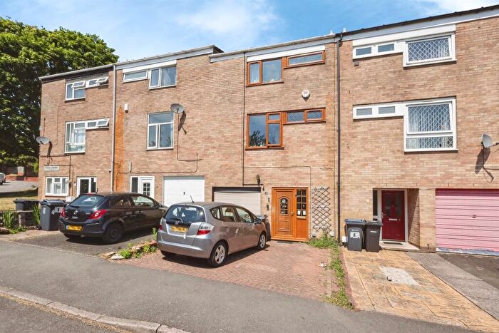 3 Bedroom Terraced House For Sale In Middle Leasow, Quinton, Birmingham, B32