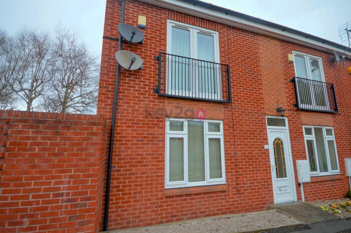 3 Bedroom End Of Terrace House To Rent In Ashland Road, Eckington, Sheffield, S21