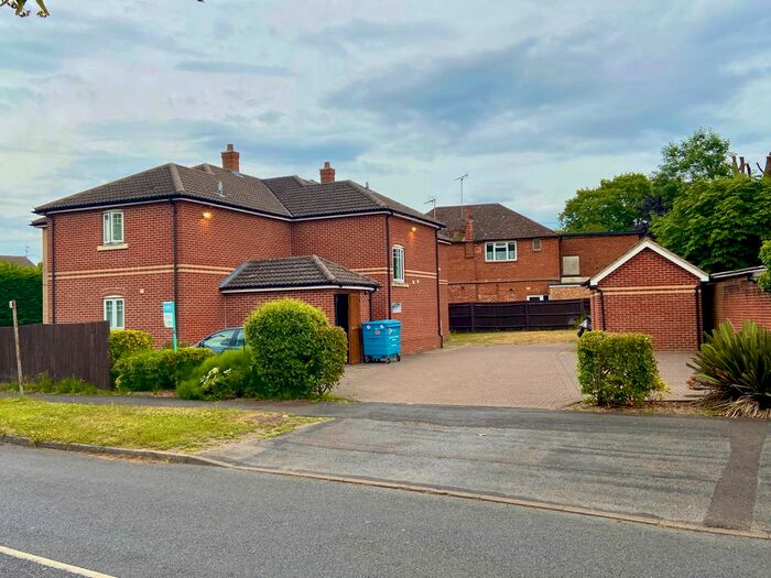 1 Bedroom Flat To Rent In Hazel Avenue, Farnborough GU14