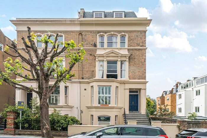 1 Bedroom Flat For Sale In Louvaine Road, London, SW11