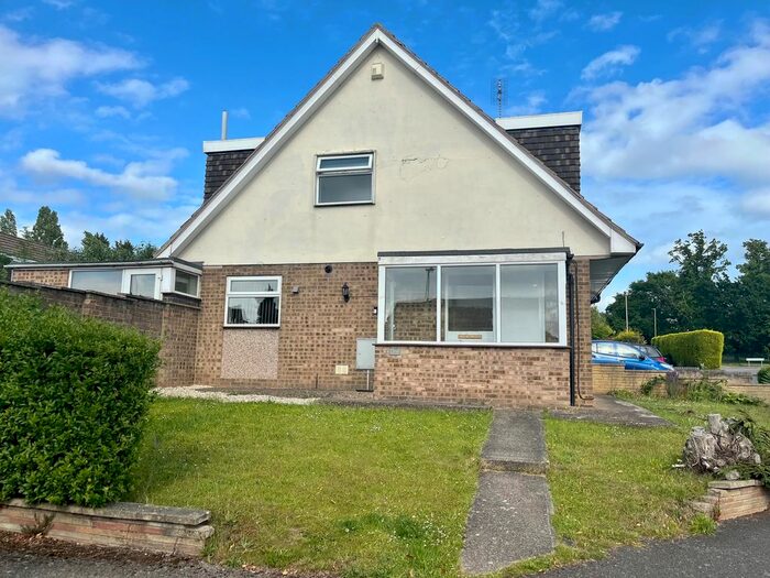 3 Bedroom Property To Rent In Fontwell Drive, Leicester, LE2