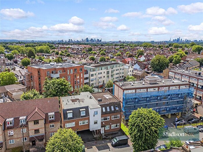 1 Bedroom Flat To Rent In Raglan Road, Walthamstow, London, E17