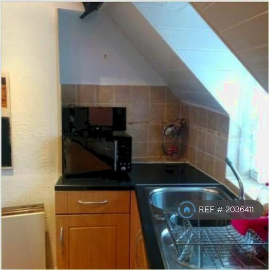 1 Bedroom Flat To Rent In Watling Street East, Towcester, NN12