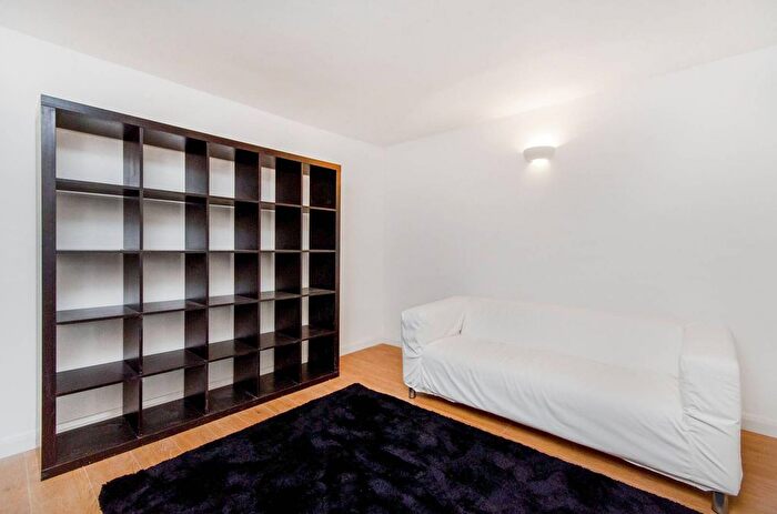 1 Bedroom Flat To Rent In Holland Road, Holland Park, London, W14