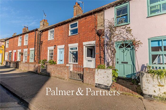 2 Bedroom Terraced House For Sale In High Street, Aldeburgh, Suffolk, IP15