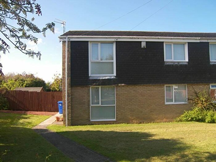 2 Bedroom Flat To Rent In Pecket Close, Newsham Farm, Blyth, Northumberland, NE24