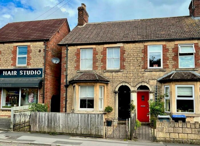 3 Bedroom Terraced House To Rent In Sheldon Road, Chippenham, SN14