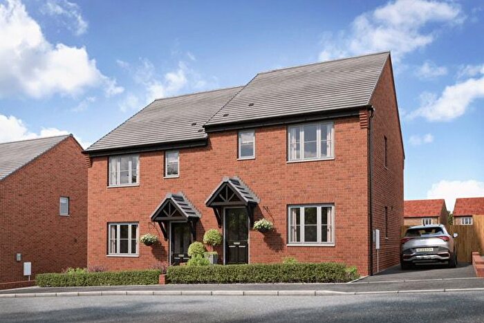 3 Bedroom Semi-detached House For Sale In Limestone Road, Burniston, YO13