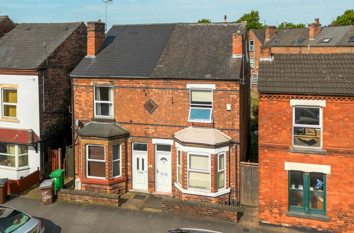 4 Bedroom End Of Terrace House To Rent In Montpelier Road, Dunkirk, Nottingham, NG7