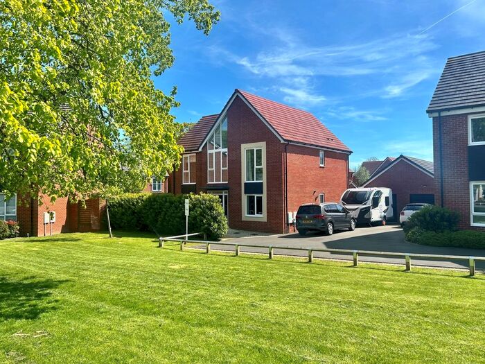 4 Bedroom Detached House To Rent In Scantlebury Way, Wantage, OX12