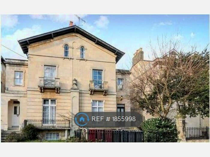 Studio To Rent In Eldon Square, Reading, RG1