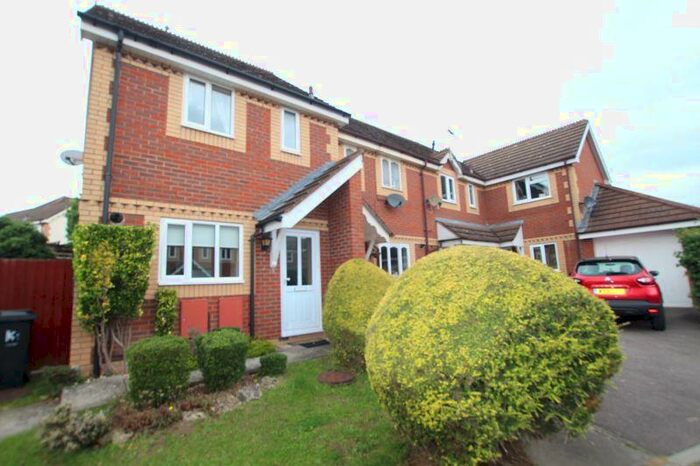 2 Bedroom End Of Terrace House To Rent In Montrose Drive, Bristol, BS30