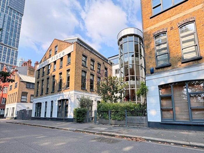 1 Bedroom Flat To Rent In Embassy Works, Lawn Lane, SW8