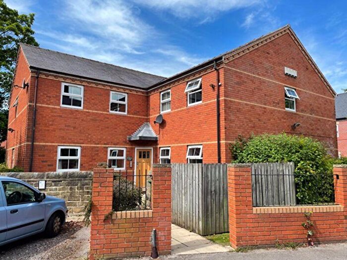 3 Bedroom Flat To Rent In St. Michaels Crescent, Leeds, LS6