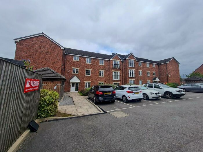 2 Bedroom Apartment To Rent In New Forest Way, Leeds, LS10