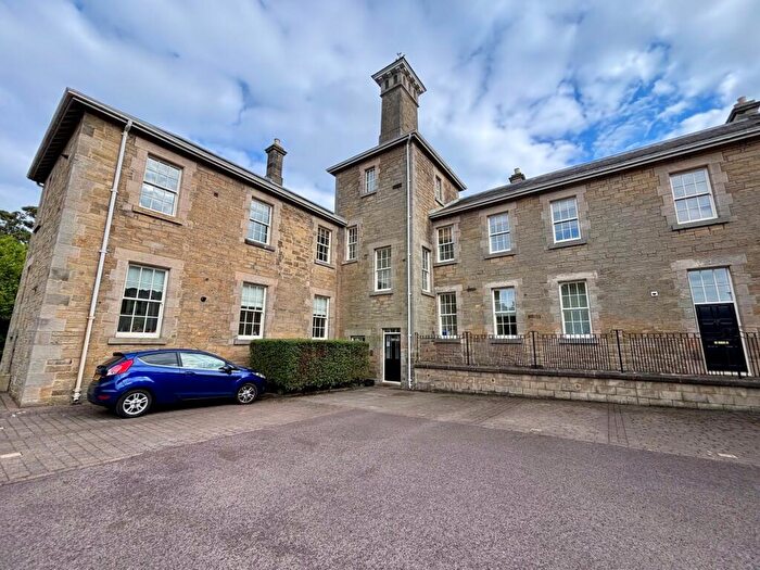 2 Bedroom Apartment To Rent In Lanesborough Court, Gosforth, NE3