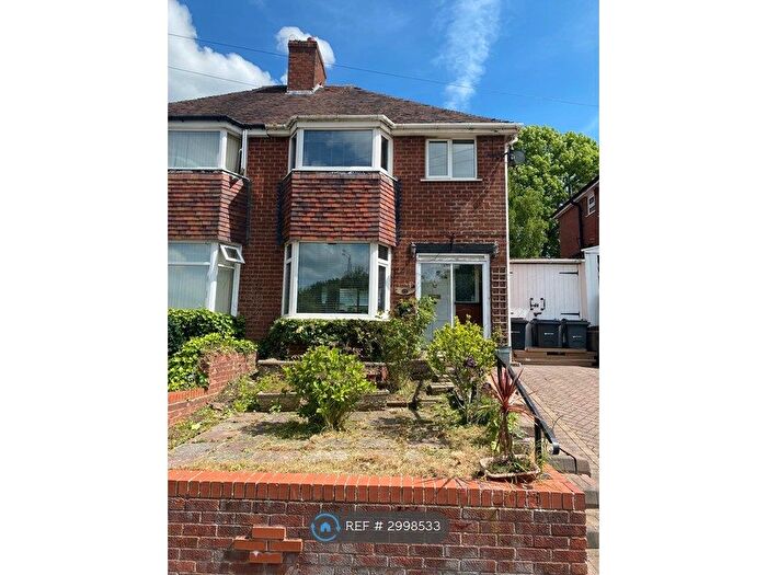3 Bedroom Semi-Detached House To Rent In Bell Hill, Birmingham, B31
