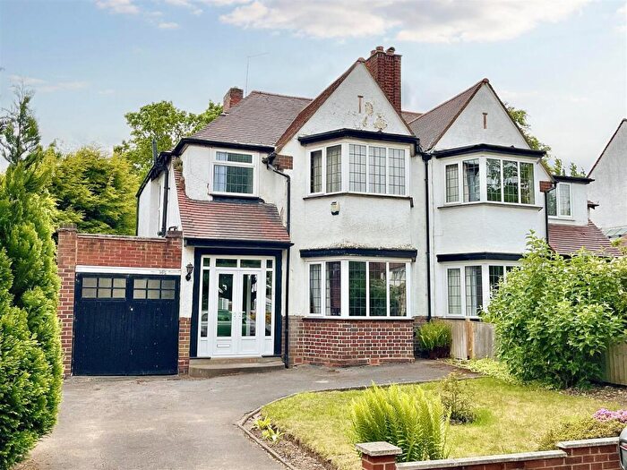 3 Bedroom Semi-Detached House For Sale In Chester Road, Erdington, Birmingham, B24