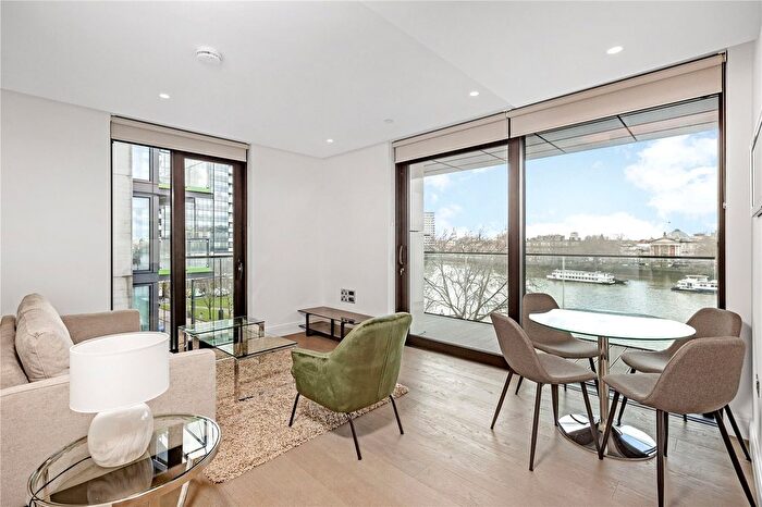 2 Bedroom Flat For Sale In The Dumont, Albert Embankment, Vauxhall, London, SE1