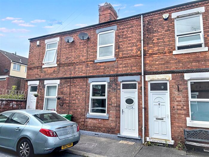 3 Bedroom Terraced House For Sale In Conisborough Terrace, Nottingham, NG2