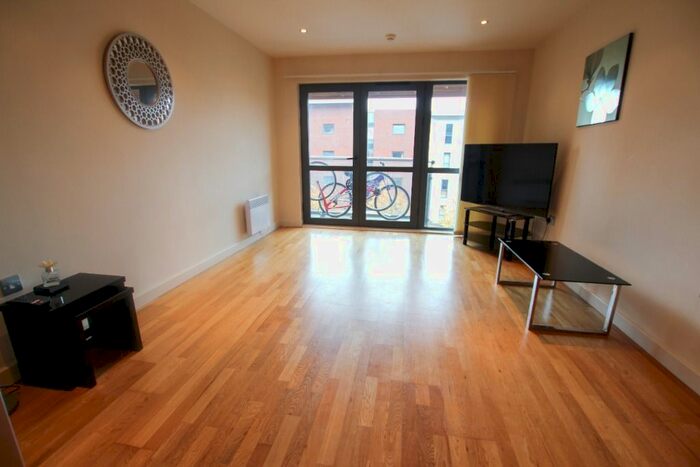 2 Bedroom Flat To Rent In Leeds Street, City Centre, Liverpool, L3