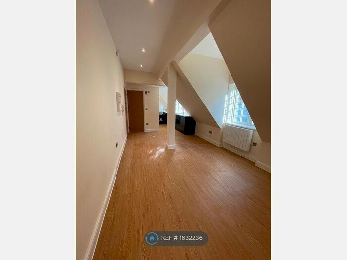 1 Bedroom Flat To Rent In Rose &amp; Crown Walk, Saffron Walden, CB10