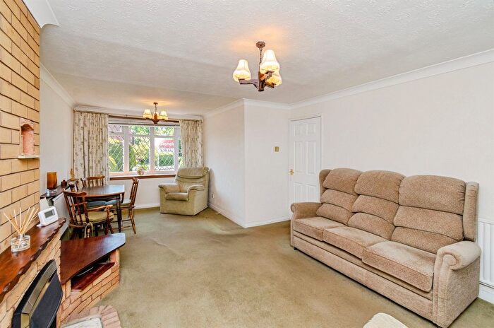 2 Bedroom Semi-Detached Bungalow For Sale In Belmont Avenue, Cannock, WS11
