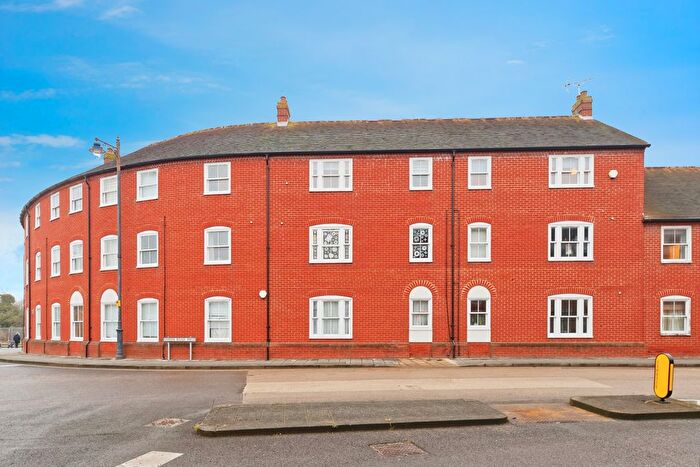 2 Bedroom Flat For Sale In Station Road West, Canterbury, Kent, CT2